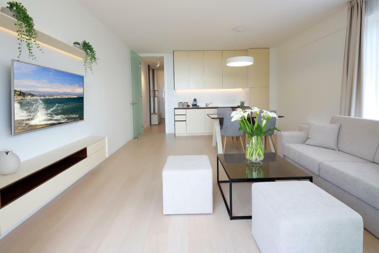 Modern Apartment Near The Sea Ičići Buitenkant foto